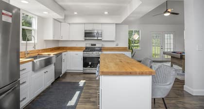 NEW Luxury, Spacious & Close to Notre Dame - 10 min driving