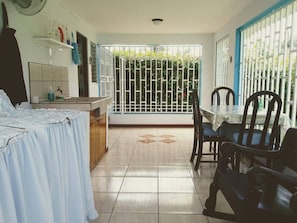 Kamar, 1 kamar tidur, Boleh Merokok, patio | Halaman properti