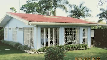 Chambre, 1 chambre, fumeur, patio | Extérieur