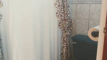 Room, 1 Bedroom, Smoking, Patio | Bathroom
