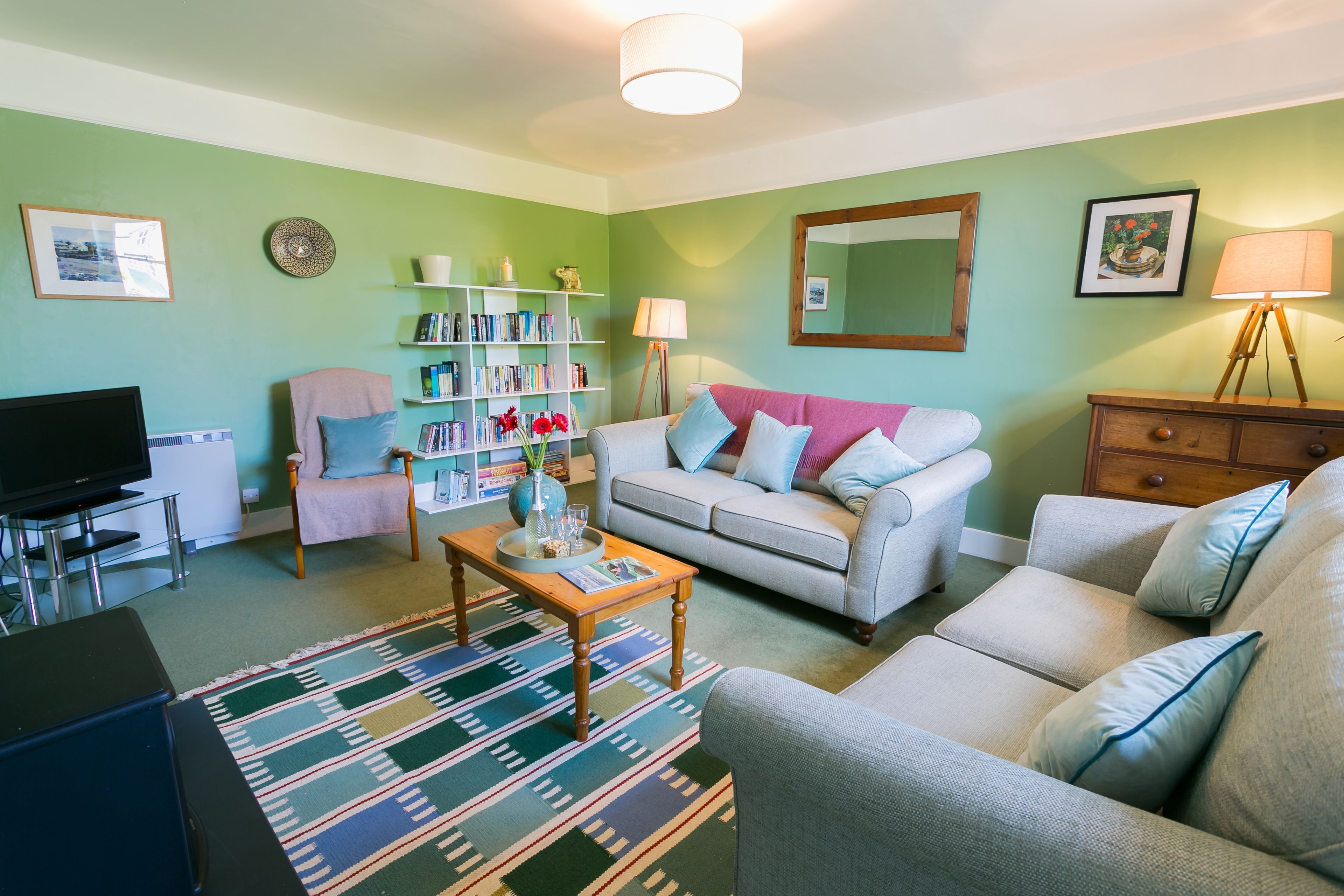 Bears Cottage -  A Remote That Sleeps 5 Guests  In 2 Bedrooms - Moelfre
