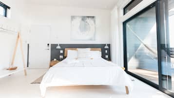 Room (Air) | 1 bedroom, Egyptian cotton sheets, premium bedding, in-room safe