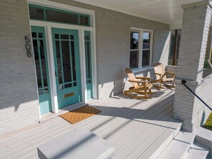 Exterior detail - Roanoke Speakeasy: Downtown Charm near Greenways (Roanoke)