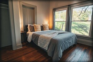 2 Schlafzimmer, Schreibtisch, WLAN, Bettwäsche