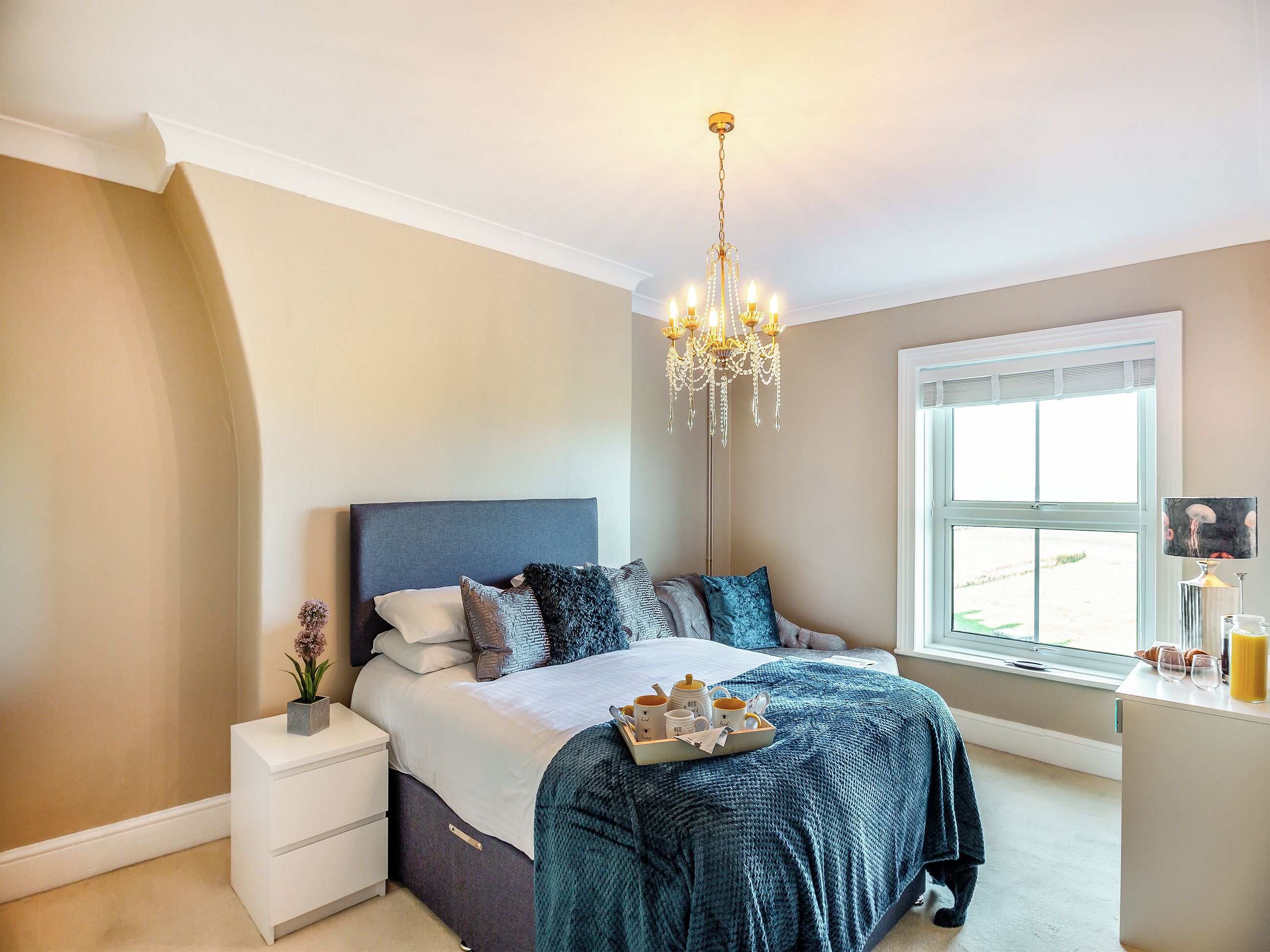 6 bedrooms, free WiFi, bed sheets