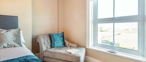 6 chambres, Wi-Fi gratuit, draps fournis