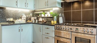 Jack's House- UK40741