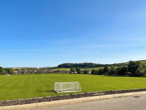 Sport court - 3 bedroom accommodation in Buxton (Buxton)