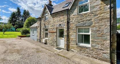 3 bedroom accommodation in Aberfeldy