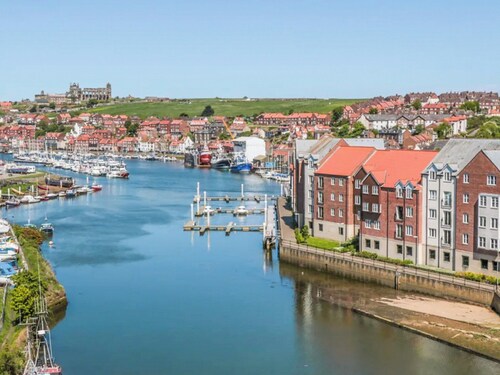 2 bedroom accommodation in Whitby