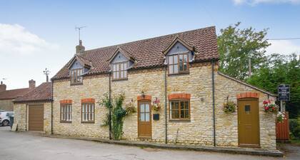 2 bedroom accommodation in Willoughton