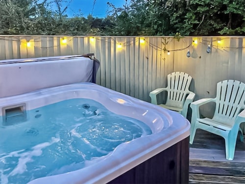 3 bedroom accommodation in Pentraeth