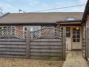 Exterior detail - 2 bedroom accommodation in Waltham on the Wolds, near Leicestershire (Waltham on the Wolds, near Leicestershire)
