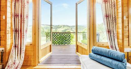 2 bedroom accommodation in Cefn Mawr, near Newtown