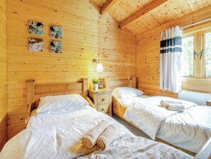 2 chambres, lit parapluie, Wi-Fi, draps fournis