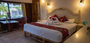 Comfort Cabin | 1 bedroom, desk, bed sheets - Posada Kasa Maya (Isla Holbox)