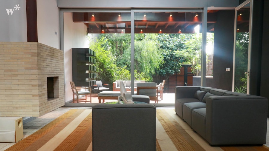 House in Miraflores by Wynwood House