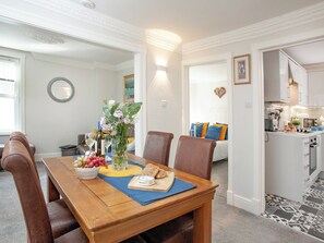 Dining - 1 bedroom accommodation in Kingswear, near Dartmouth (Kingswear, near Dartmouth)