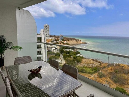 Amazing Ocean View Apartment