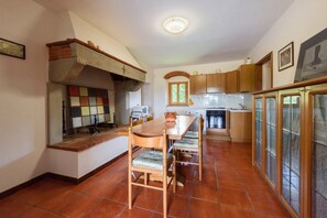Dining - Villa Pasqualina by MMega (Arezzo)