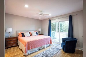 7 bedrooms, iron/ironing board, WiFi, bed sheets