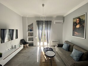 Smart-TV, BĂŒcher