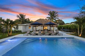 A heated pool - Guest Favorite in Delray w/ Heated Pool, Tiki Lounge & Putting Green FUN! (Delray Beach)