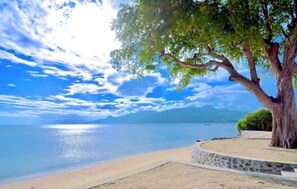 Beach - Long Term Lease Beach House Batangas M2

 (San Juan)