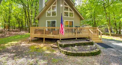 Deck, Fire Pit & Pool Access: Pennsylvania Home!