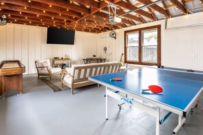 Spielezimmer