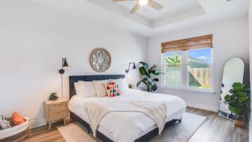 3 chambres, fer et planche Ă repasser, Wi-Fi, draps fournis