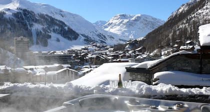 Chalet authentique | Quartier Le Crêt | Jacuzzi