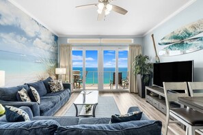 TV - Penthouse Perfection-Panoramic Ocean Views-5 Pools (Panama City Beach)