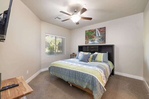 4 bedrooms, free WiFi, bed sheets