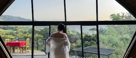 Pariskuntien ruokailu