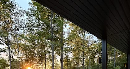 Luxury Chalet: Hot Tub & Tremblant Views