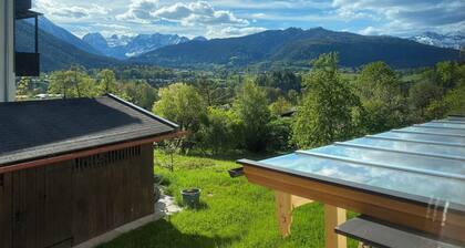 Ferienwohnung Untersberg für 1-4 Personen, 48 qm, 2 Schlafzimmer, Wohnküche, Bad mit Dusche/wc, Balkon