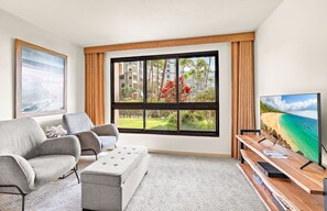 TV - Maui Resort Rentals: Kaanapali Ali'i – Ground Floor + Yard Area, 4 Total Bedrooms+DEN, Sleeps 14, Steps to Pools, Beach, BBQs! (Lahaina)