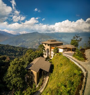Front of property - Taj Guras Kutir Resort & Spa, Gangtok (Gangtok)
