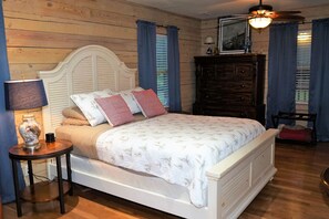 2 soverom, strykejern/-brett, wi-fi og sengetøy