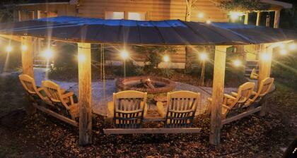 Secluded, peaceful Coastal Log Cabin with hot tub.