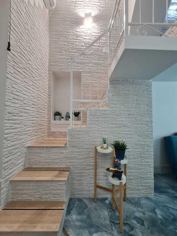 Interior - NARDONES IN NAPLES CENTER - New/Furnished/Central - LECAMBRIAS LUXURYHOME (Napoli)