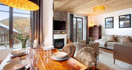 Ferienhaus "Bergchalet 20" mit Sauna, Seeblick und privater Terrasse