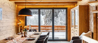 Chalet "Aus Holz" with Mountain View, Private Terraces and Wi-Fi