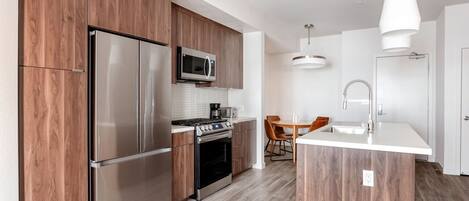 Fridge, microwave, oven, dishwasher