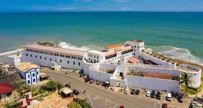 7bed, 5bath Villa by Castle, Kakum, UCC and Elimina