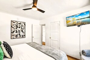 3 quartos, ferros/tábuas de passar roupa, Wi-Fi de cortesia