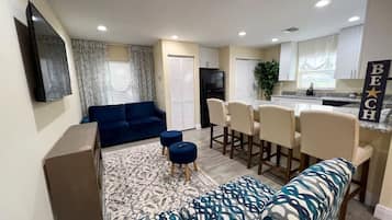 Een smart-tv, videogames en boeken