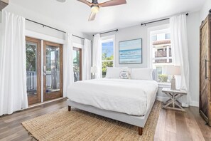 3 bedrooms, desk, iron/ironing board, free WiFi