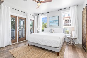 3 Schlafzimmer, Schreibtisch, Bügeleisen/Bügelbrett, WLAN